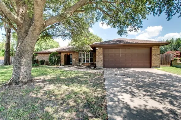 9928 Ivy Leaf Lane, Fort Worth, TX 76108