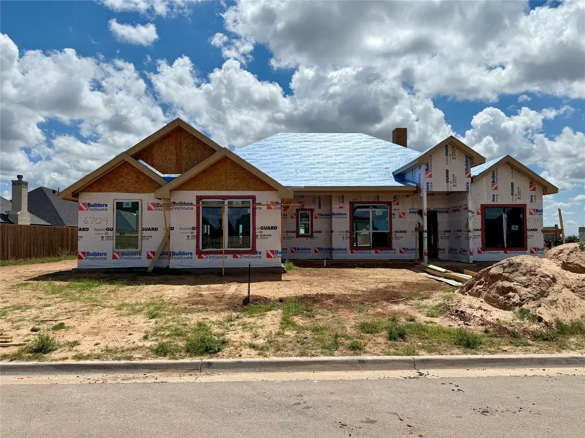 6709 Horse Head Crossing, Abilene, TX 79606 - #1