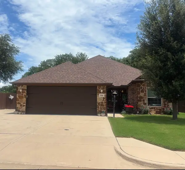 310 Donna Circle, Granbury, TX 76049