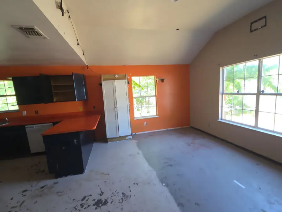 609 Bryan Street, Weatherford, TX 76086 - #2