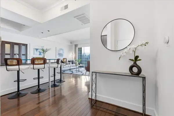 3225 Turtle Creek Boulevard #1220, Dallas, TX 75219