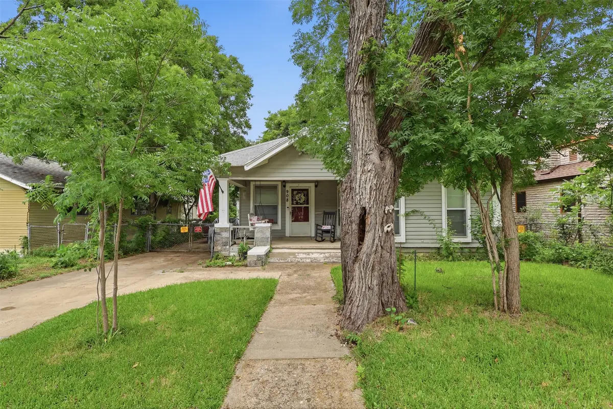 908 N Winnetka Avenue, Dallas, TX 75208 - #1