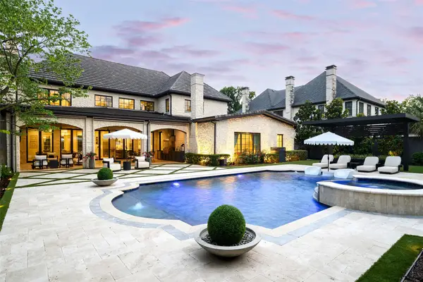 6517 Prestonshire Lane, Dallas, TX 75225