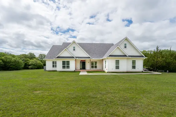 38 Jubilee Farm Road, Bells, TX 75414