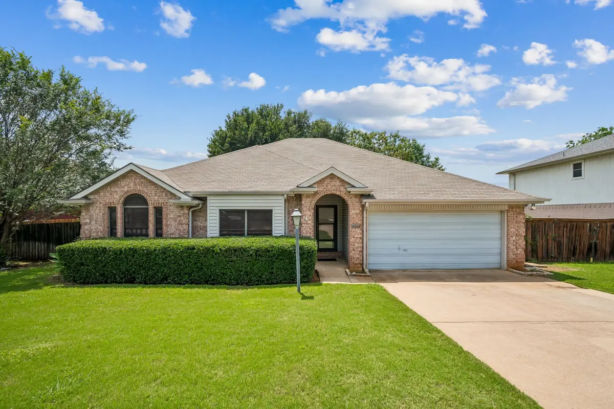 2612 Fountainview Drive, Corinth, TX 76210 - #1