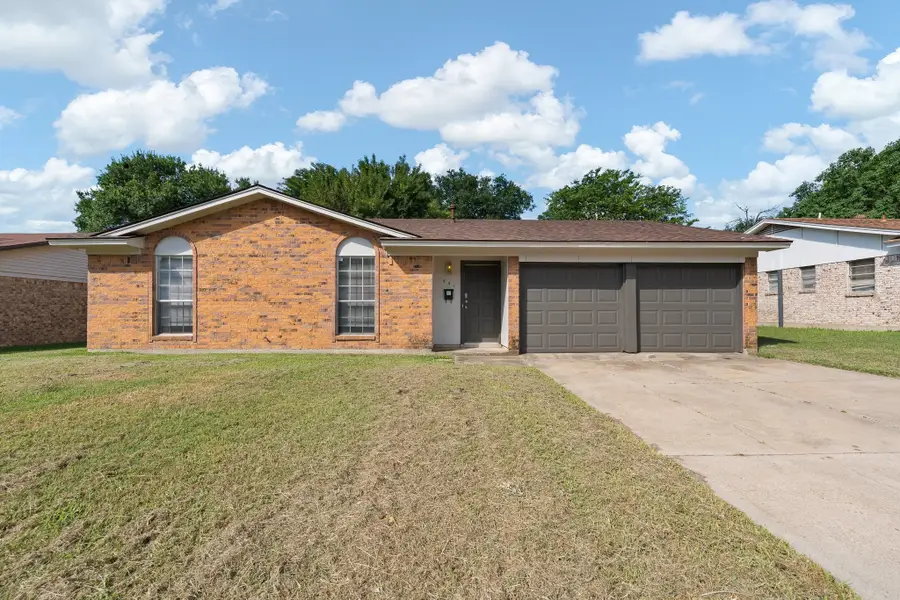 541 Sandra Lane, Burleson, TX 76028 - #3
