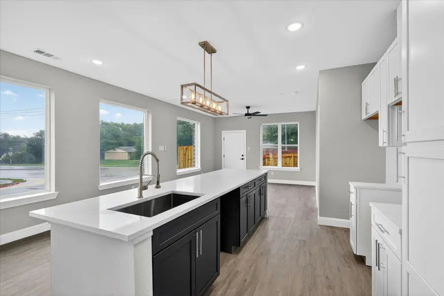 804 Premier, Grand Prairie, TX 75051 - #3