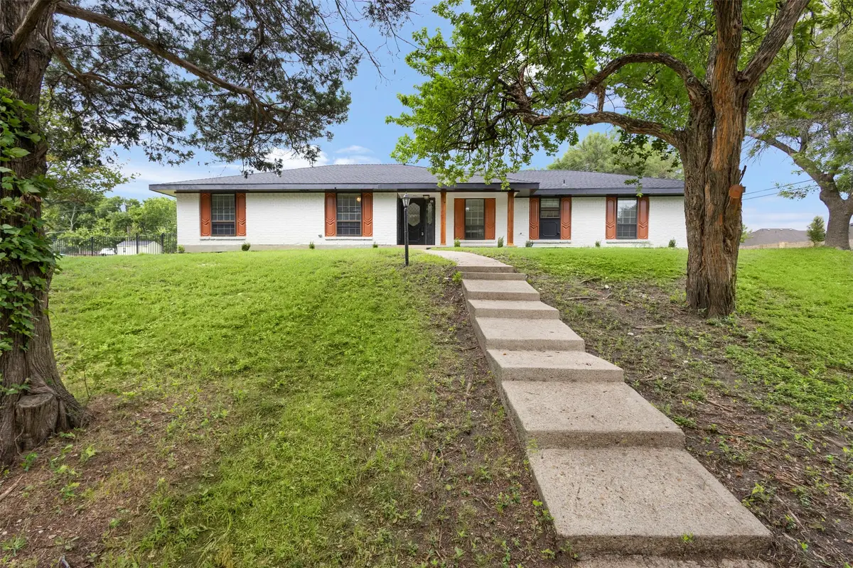 102 Pecan Lane, Oak Leaf, TX 75154 - #1