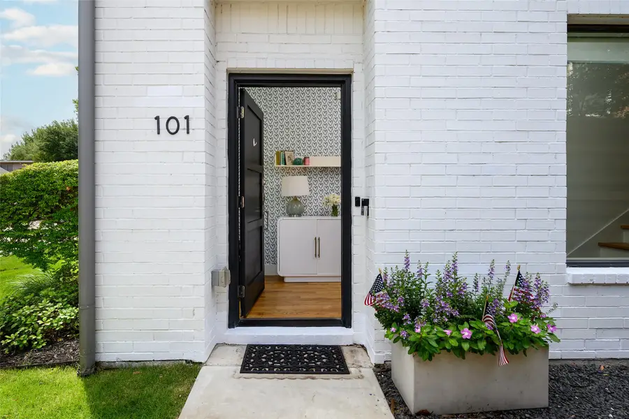 4227 Holland Avenue #101, Dallas, TX 75219 - #3