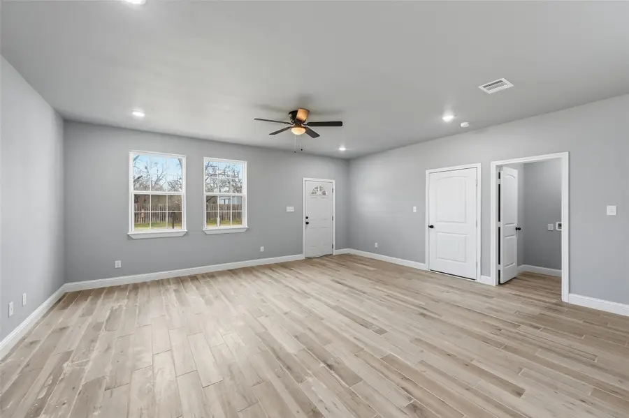 308 Lewis Street, Cleburne, TX 76031 - #3