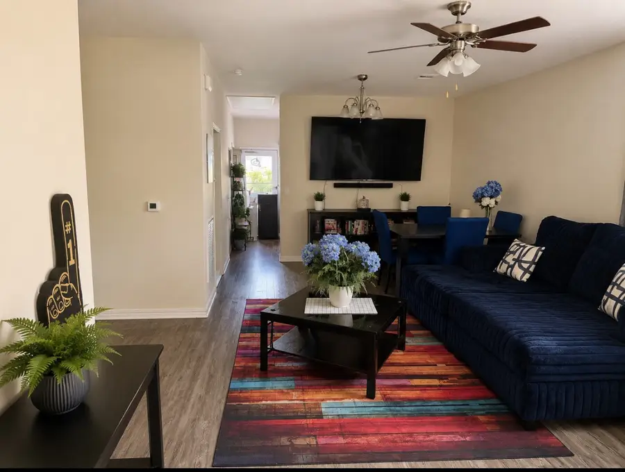 2918 South Avenue, West Orange, TX 77630 - #3