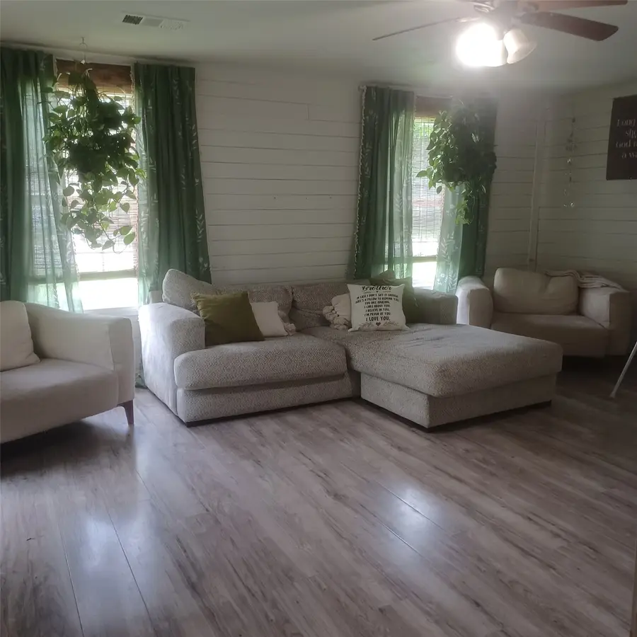 1309 S 5th Street, Bonham, TX 75418 - #3