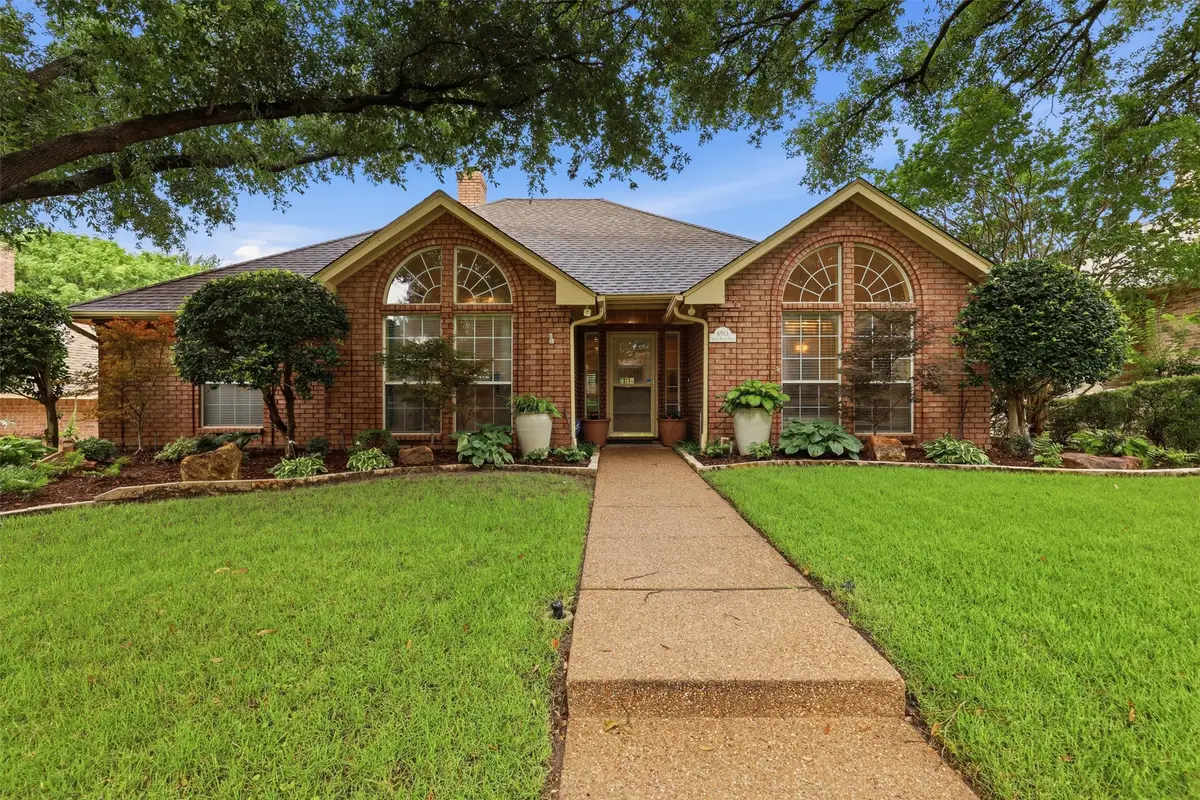 6913 Allen Place Drive, Fort Worth, TX 76116 - #1