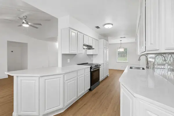 2512 Towerwood Drive, Carrollton, TX 75006