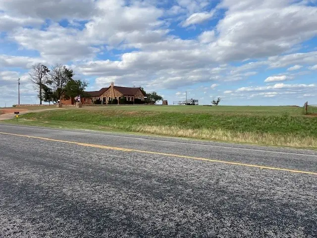 1163 State Highway 70 N, Rotan, TX 79546 - #2