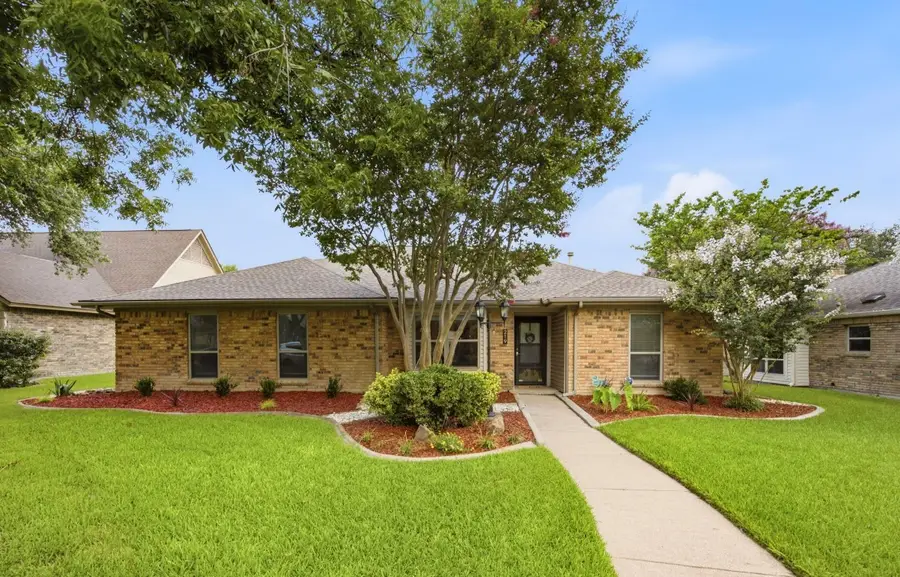 219 Hemlock Drive, Richardson, TX 75081 - #2