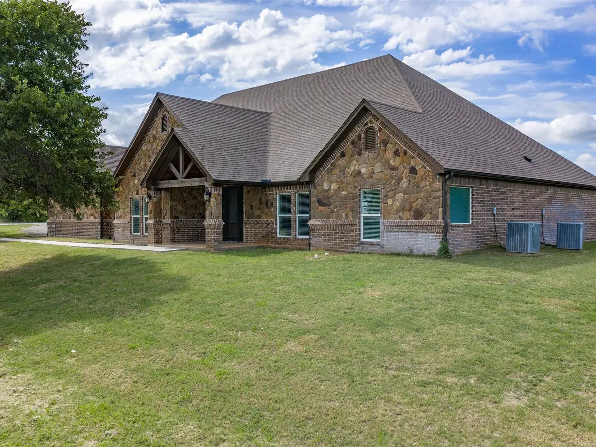 910 County Road 1111, Decatur, TX 76234 - #1
