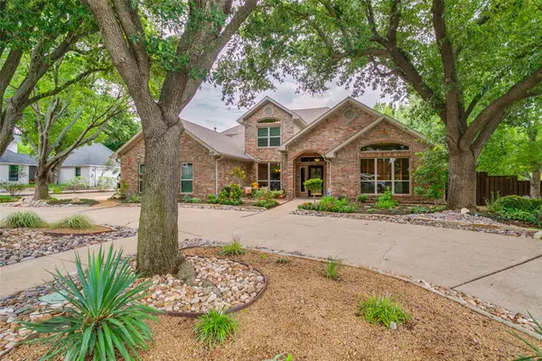 102 Sunday Haus Lane, Highland Village, TX 75077