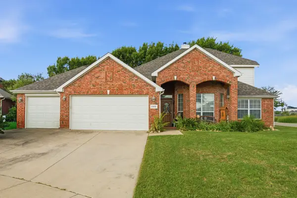 8100 Yucatan Court, Arlington, TX 76002