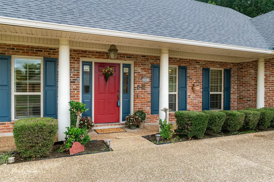 7631 Chesapeake Drive, Shreveport, LA 71105 - #2