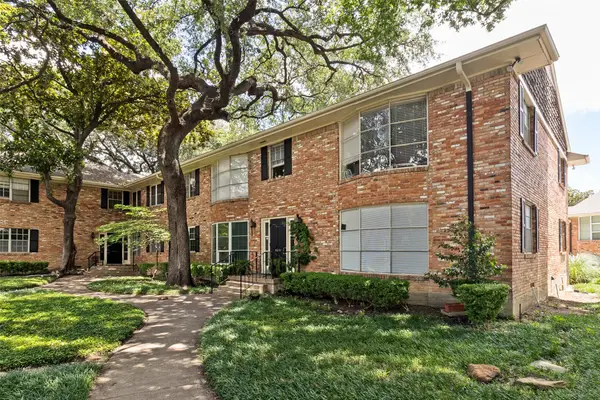 3031 Mahanna Springs Drive #B, Dallas, TX 75235