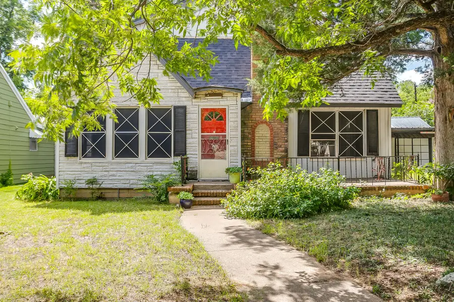1329 Clarence Street, Haltom City, TX 76117 - #3