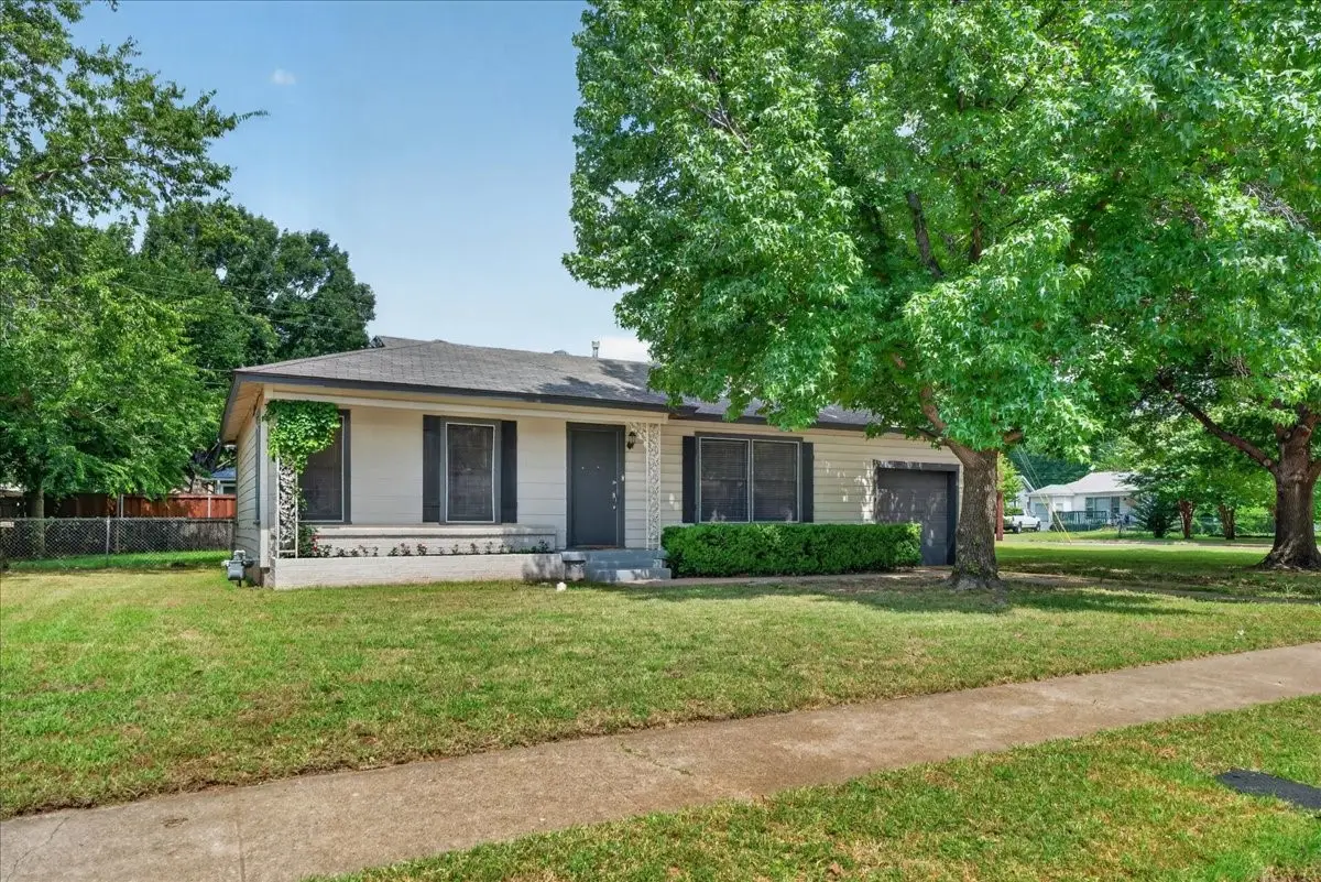 307 Norwood Drive, Hurst, TX 76053 - #1