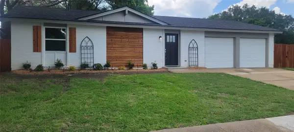 2700 Ozark Drive, Arlington, TX 76014