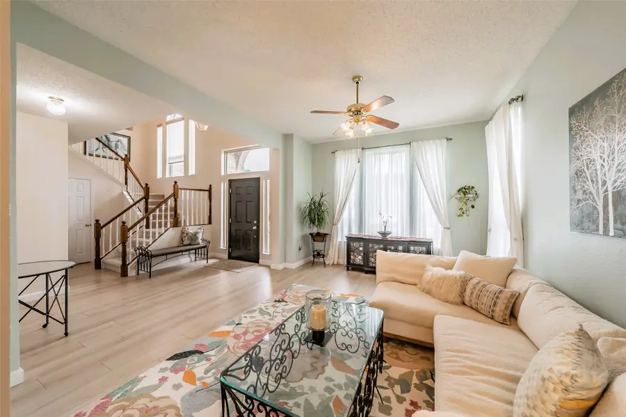 6817 Greenleaf Drive, North Richland Hills, TX 76182 - #2