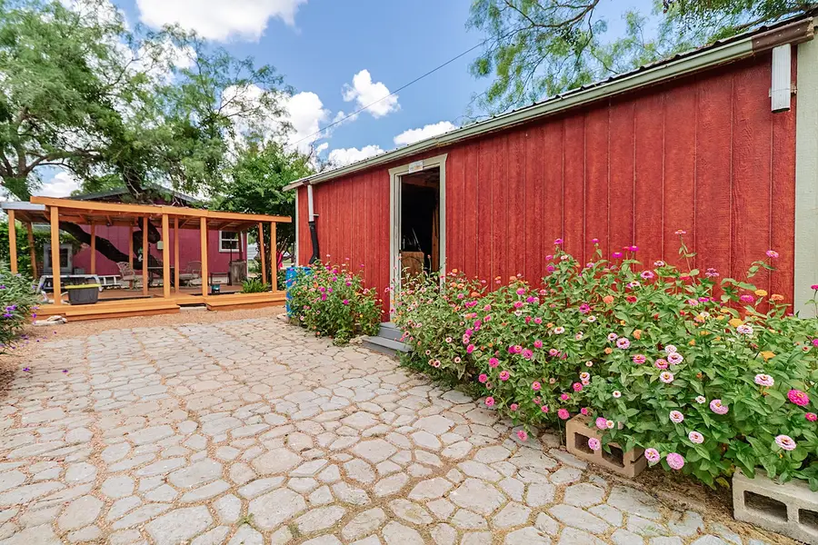 207 Center, Brady, TX 76825 - #3