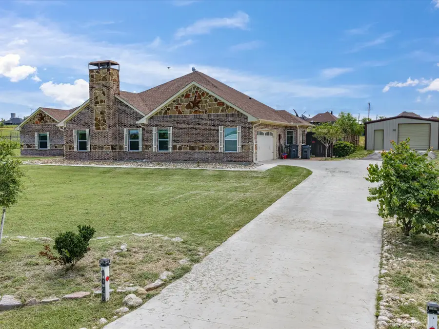 1032 Justin Drive, Springtown, TX 76082 - #2