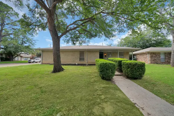 502 Pinebluff Drive, Lewisville, TX 75067
