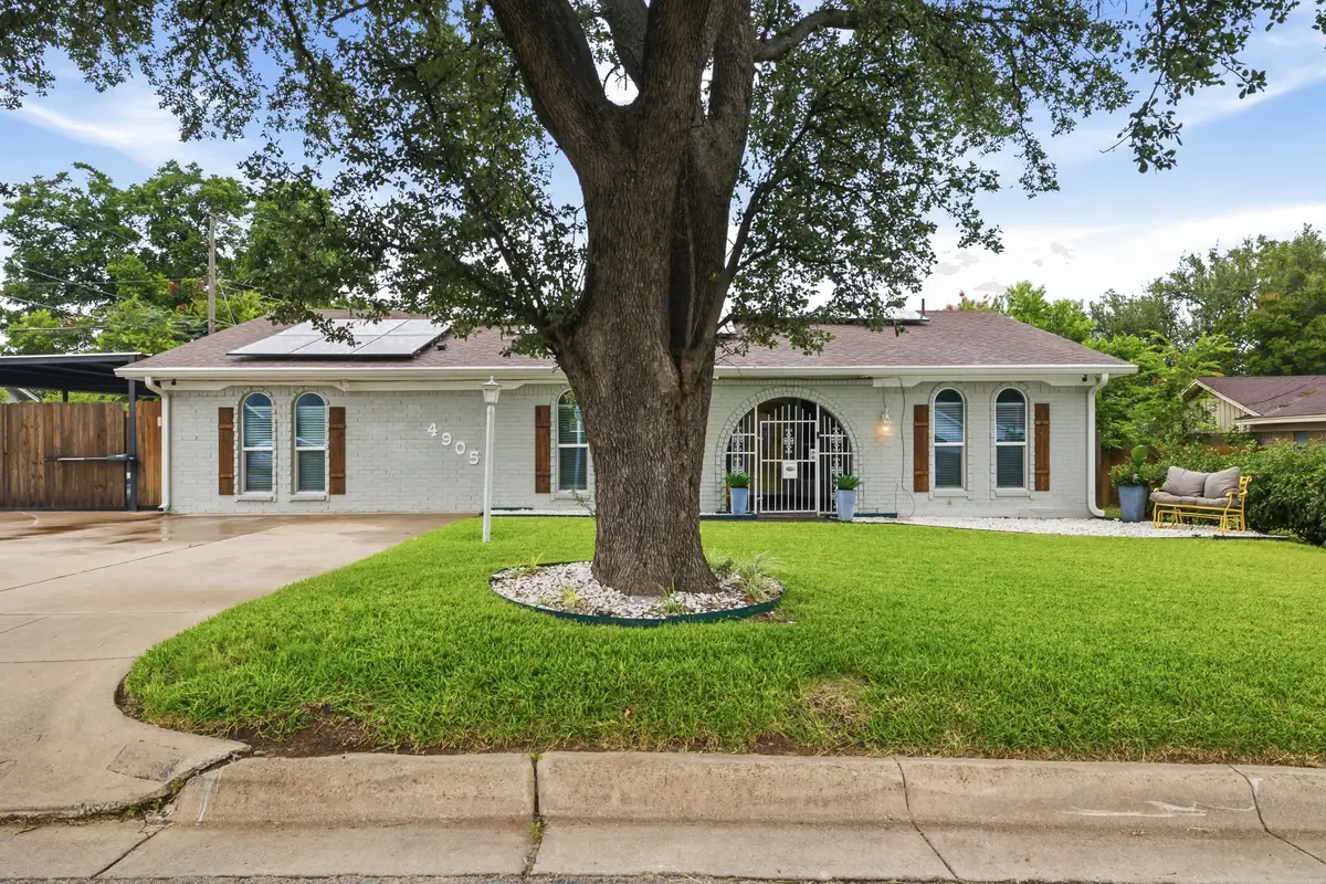 4905 Emerald Lake Drive, Fort Worth, TX 76103 - #1