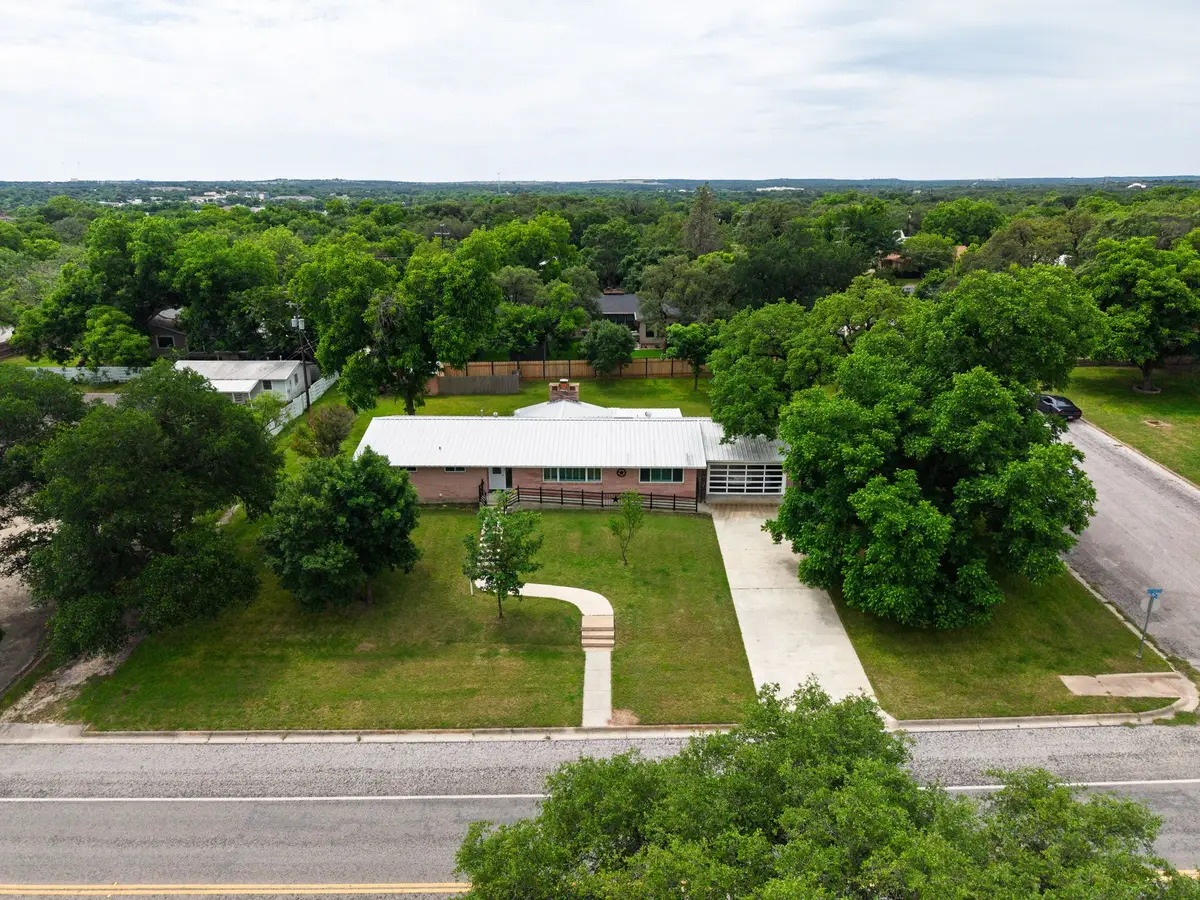 708 W North Avenue, Lampasas, TX 76550 - #1