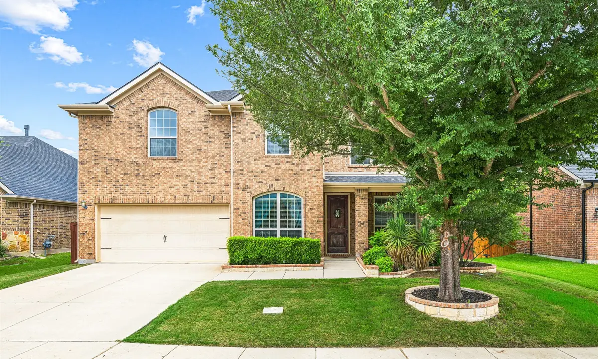 1374 Sandhurst Drive, Roanoke, TX 76262 - #1