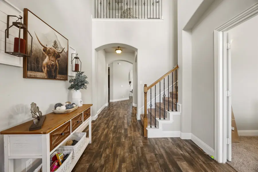 317 Thompson Drive, Van Alstyne, TX 75495 - #2