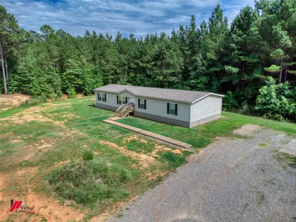 713 NW 12th Street, Springhill, LA 71075