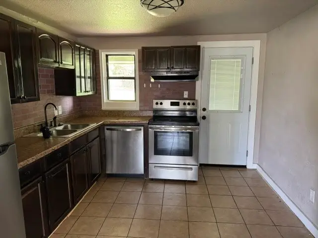 913 Jameson Street, Weatherford, TX 76086 - #2