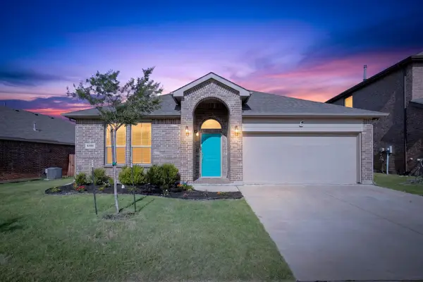 9105 Golden Hollow Lane, Fort Worth, TX 76179