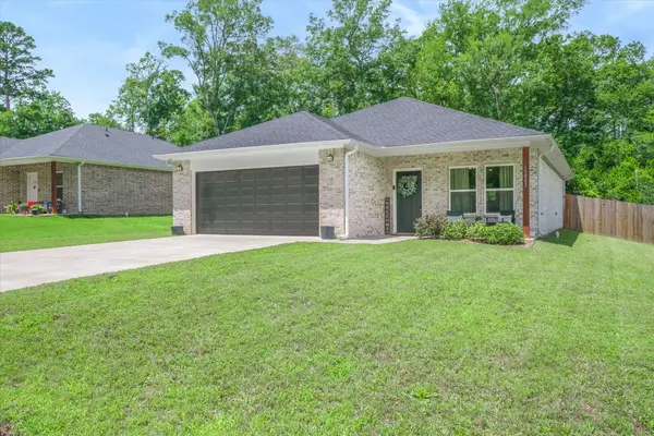 10883 Browning Street, Brownsboro, TX 75756