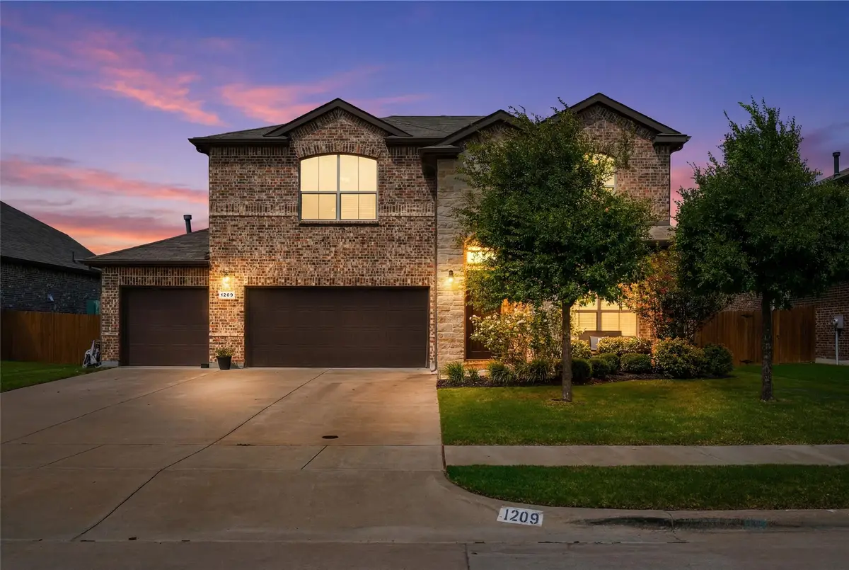 1209 Alnwick Lane, Saginaw, TX 76131 - #1