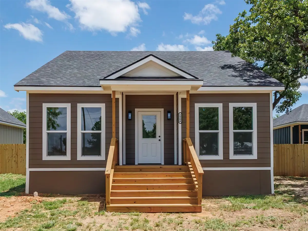 2904 Avenue D, Brownwood, TX 76801 - #1