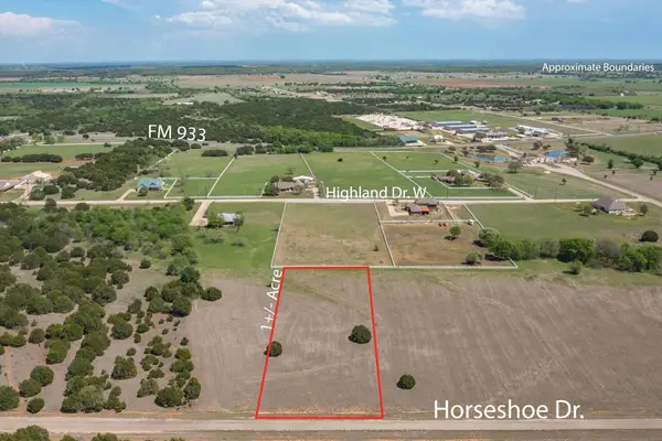 5032 Horseshoe Drive, Whitney, TX 76692