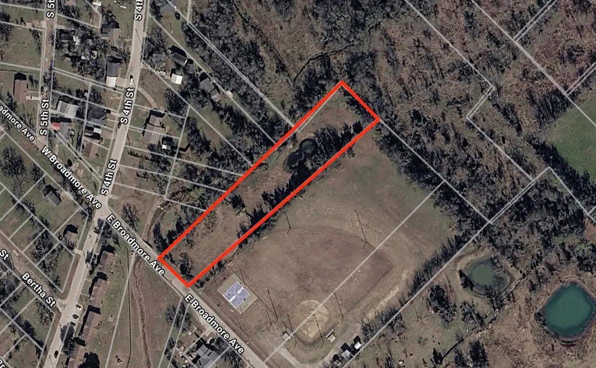 201 E Broadmore Avenue, Wills Point, TX 75169 - #1