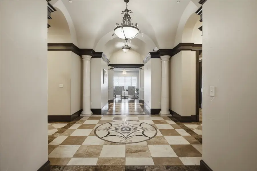 501 Samuels Avenue #230, Fort Worth, TX 76102 - #2