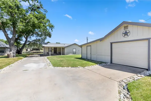 3804 Sandy Beach Drive, Granbury, TX 76049
