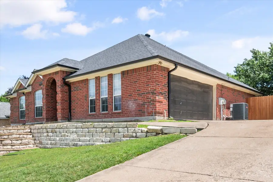 2110 Timber Cove Court, Weatherford, TX 76087 - #2