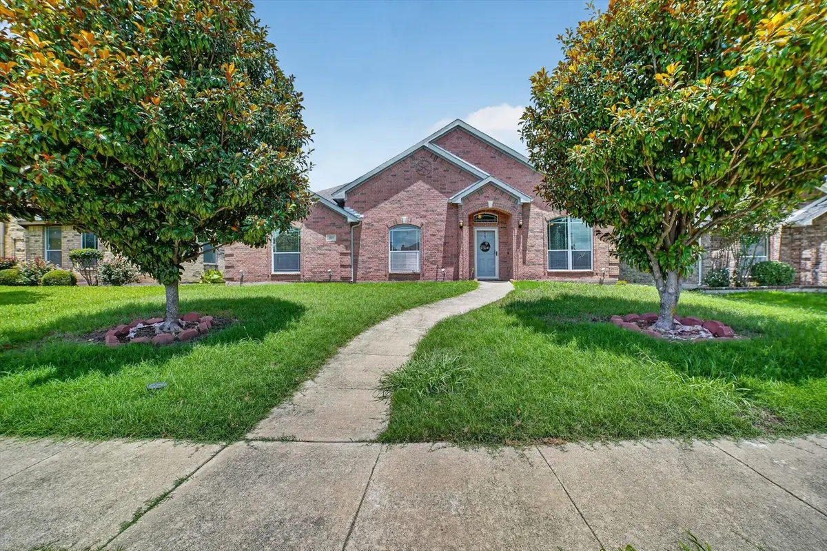 909 Trinity Drive, Lancaster, TX 75146 - #1