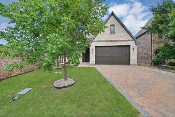 6828 Chase Street, North Richland Hills, TX 76182