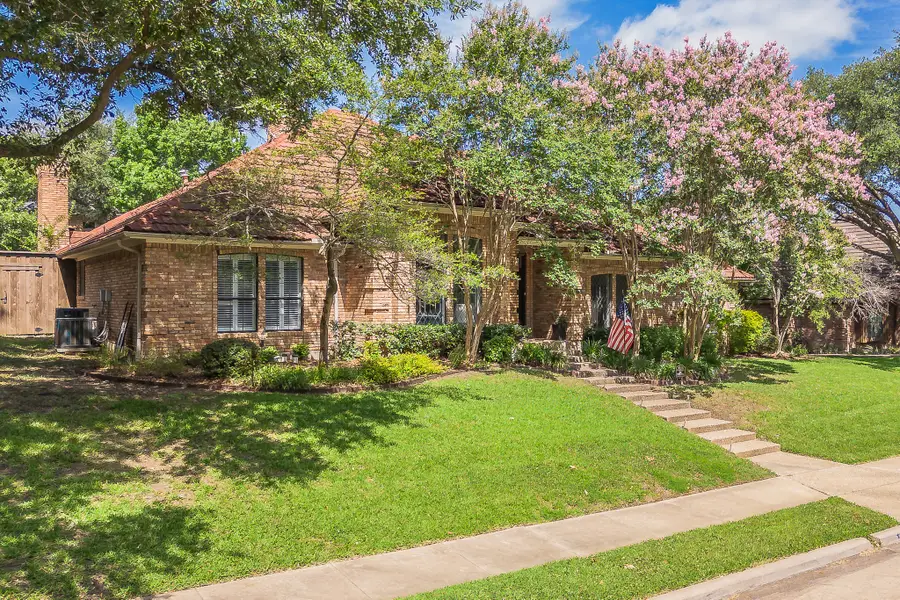 4313 Fannin Drive, Irving, TX 75038 - #2